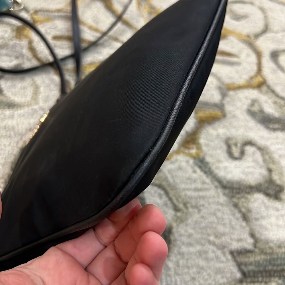 💕 Michael kors nylon Kelsey black large crossbody bag 💕 - Picture 4 of 16